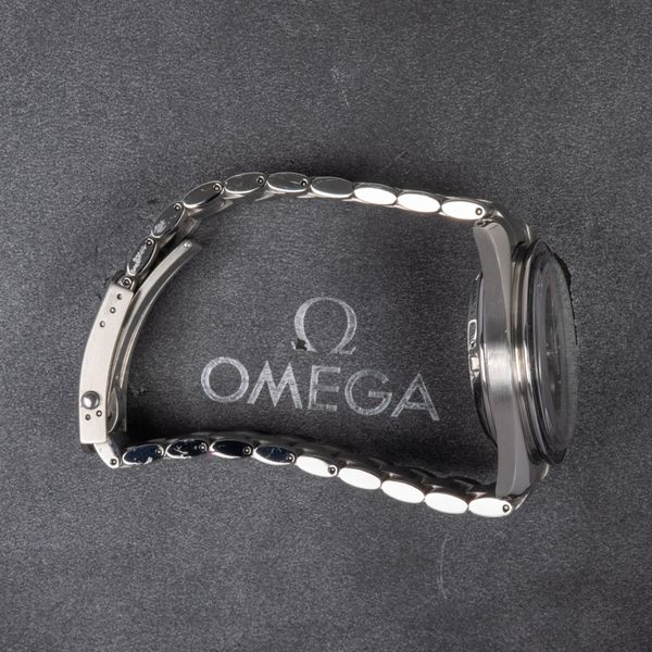 Omega Speedmaster Moonwatch 311.30.42.30.99.001